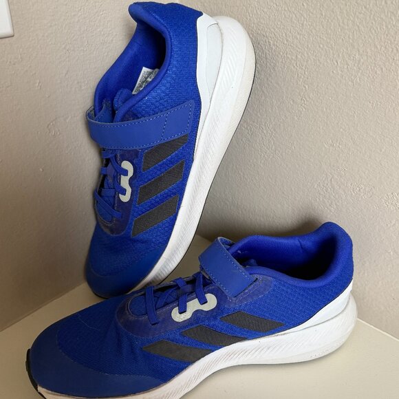 Adidas sneakers, men's/teen size 7 - Picture 2 of 6